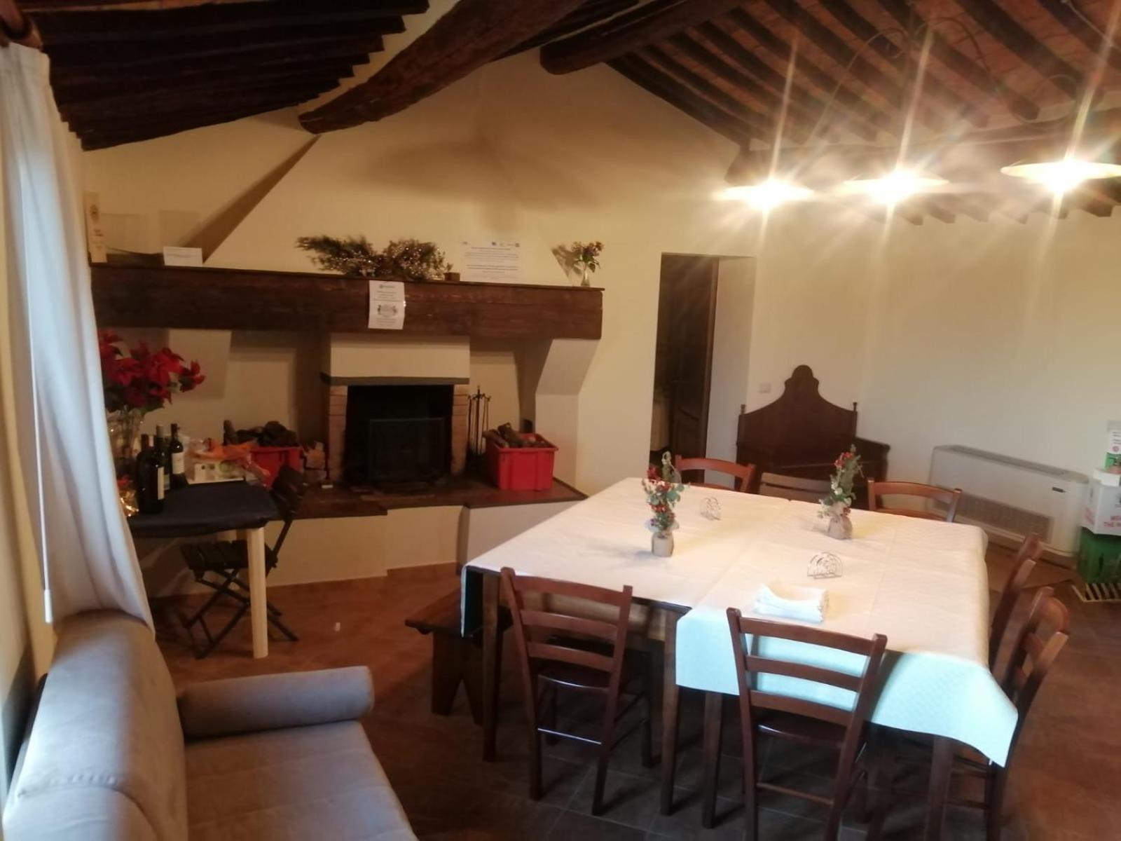 Appartement Antica Grancia Di Quercecchio à Montalcino Extérieur photo